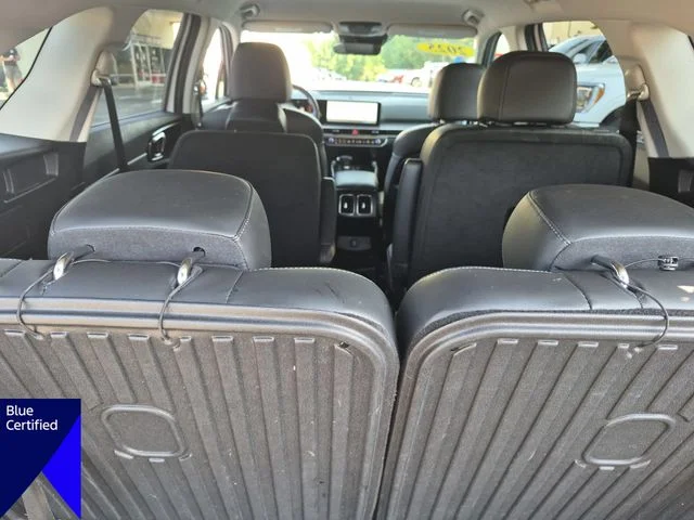 Used 2025 White Kia EX image 32