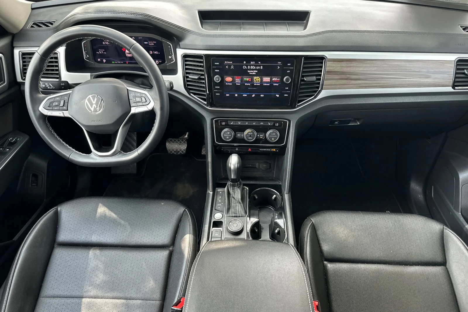 Certified Used 2023  Volkswagen 2.0T SEL image 13