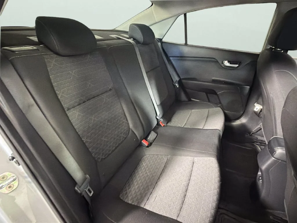 2020 Kia RIO S - Photo 29