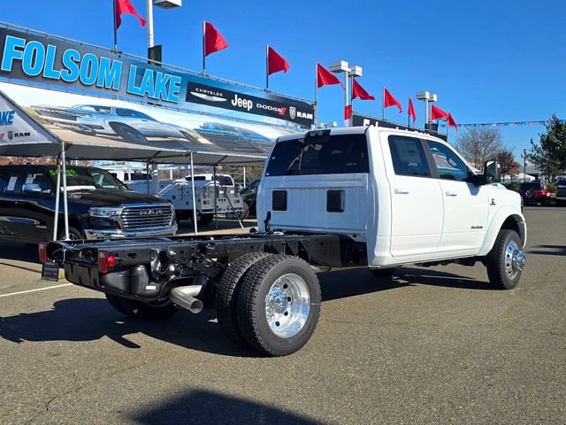 New 2026 Bright White Clearcoat RAM Tradesman image 4