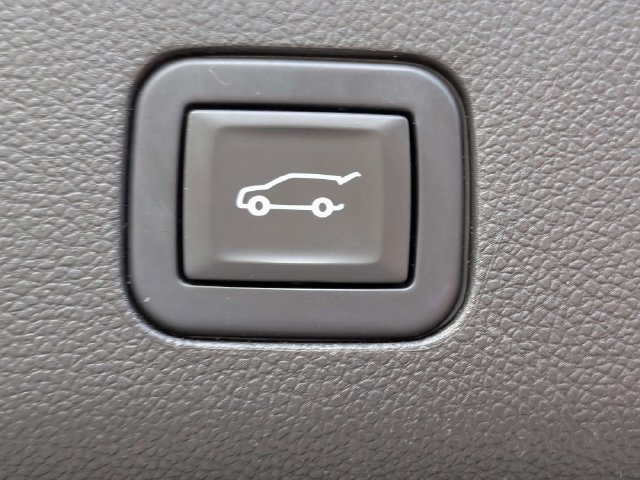 Used 2021 SHADOW GRAY METALLIC Chevrolet RST image 11