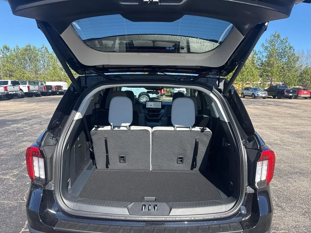 New 2026 Black Ford Active image 15