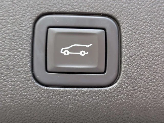 Used 2021 SHADOW GRAY METALLIC Chevrolet RST image 11