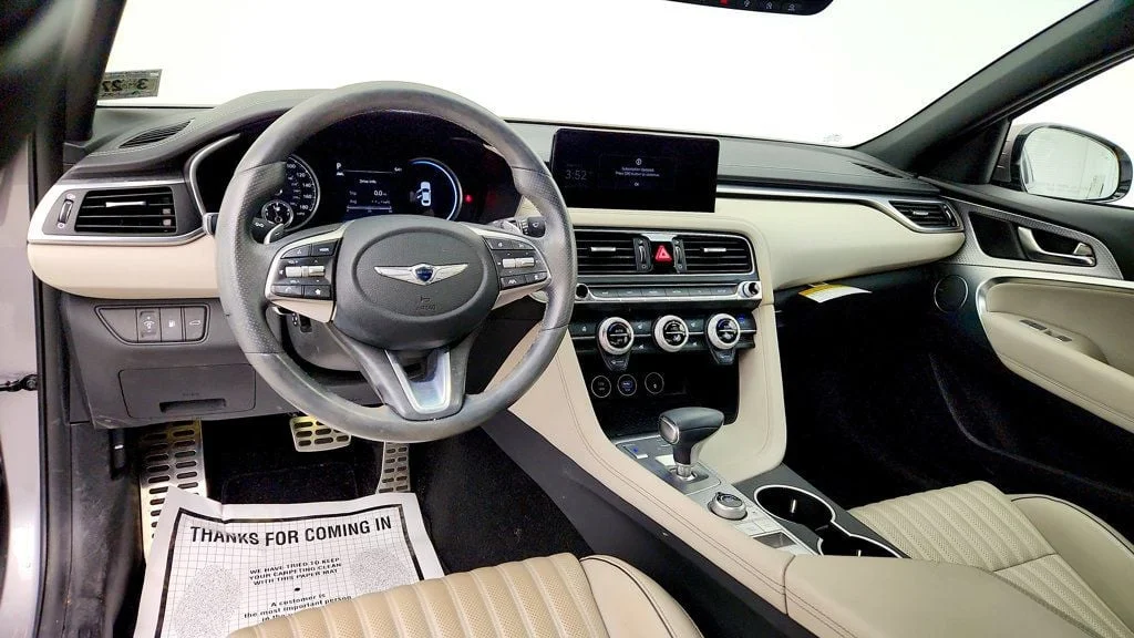 Used 2022 Savile Silver Genesis 3.3T AWD image 11