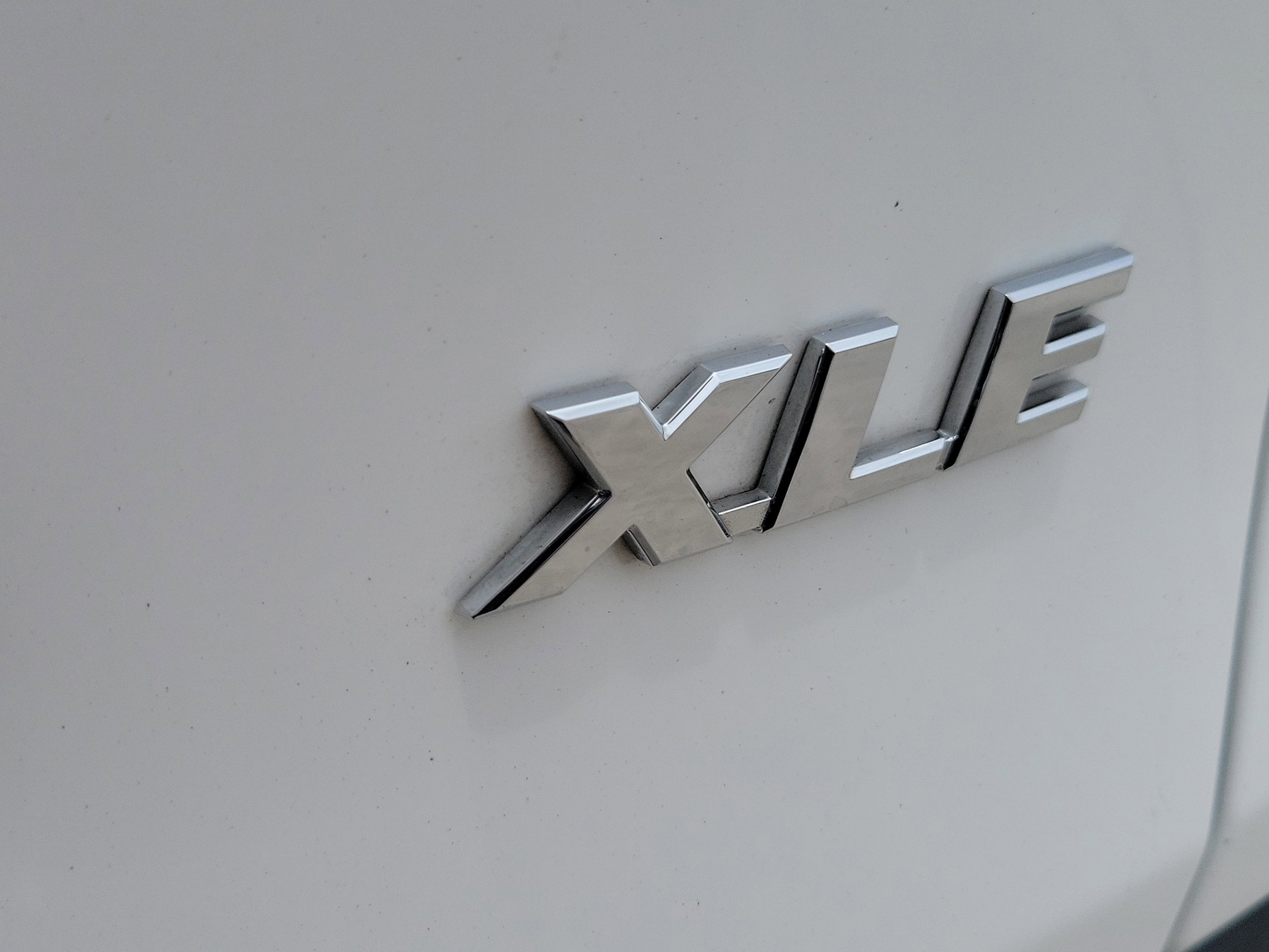 Used 2024 Ice Cap Toyota XLE image 10