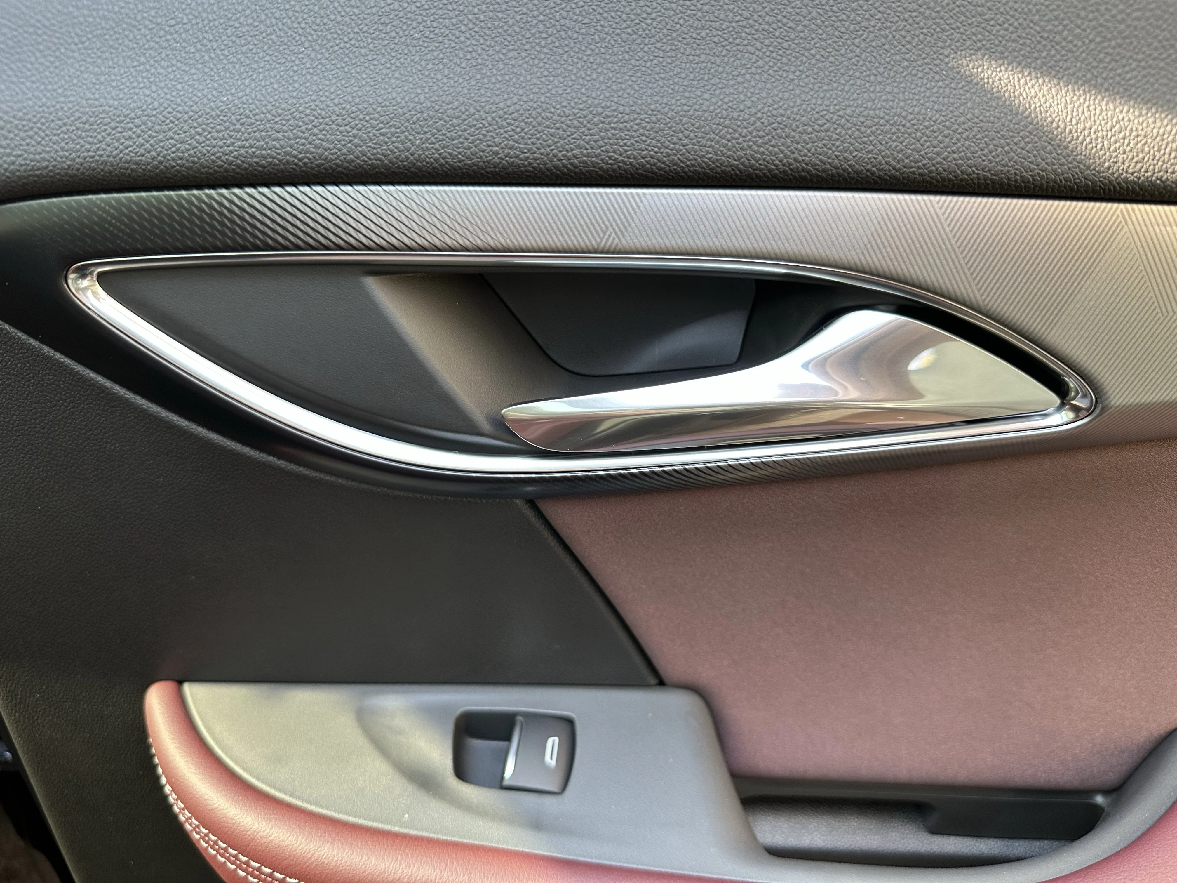 New 2026 Ebony Twilight Metallic Buick Sport Touring image 20