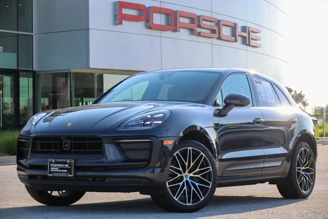 2026 Porsche Macan 