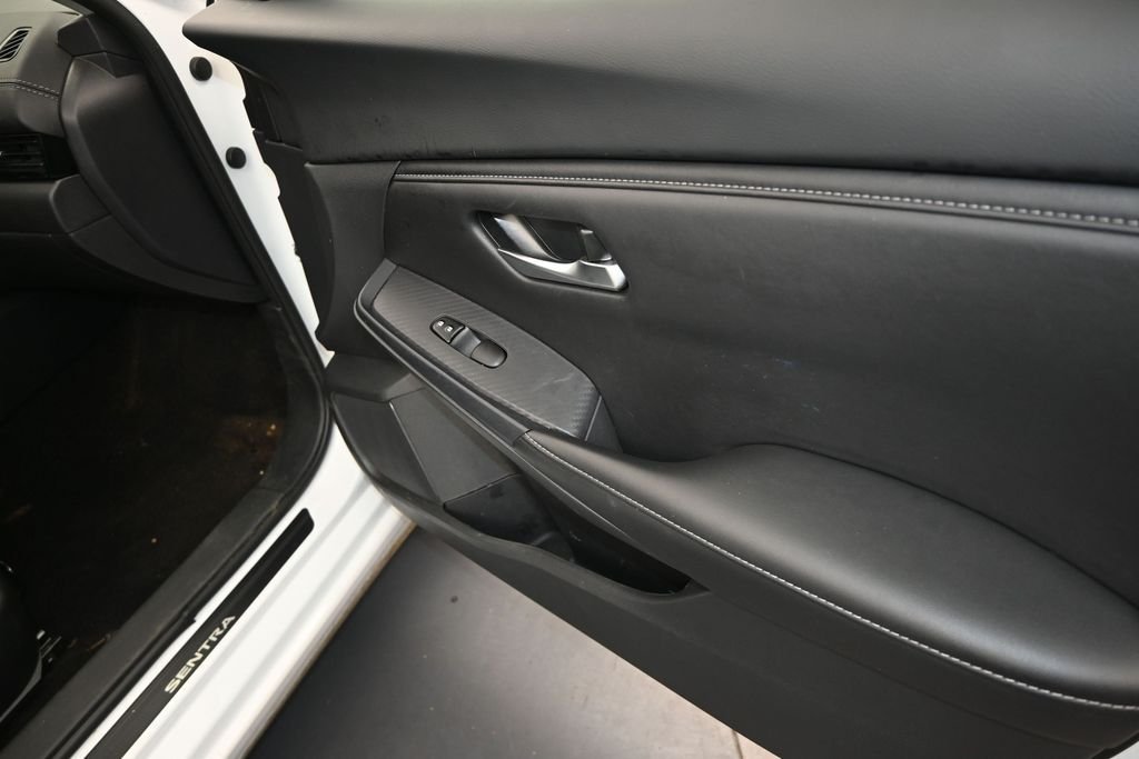 Used 2024 White Nissan SV image 22
