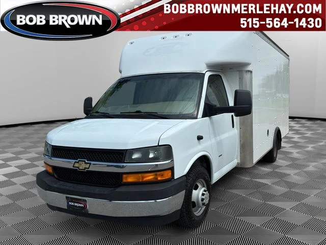 2018 Chevrolet Express Cutaway Base