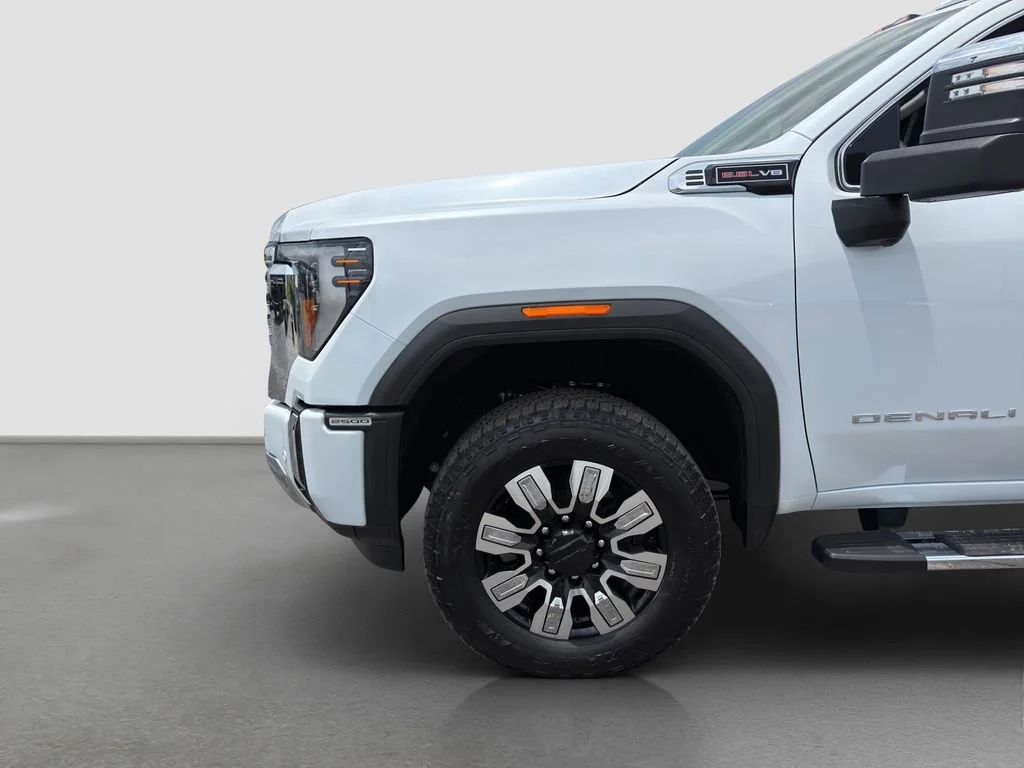 New 2026 Glacier White Tricoat GMC Denali image 30