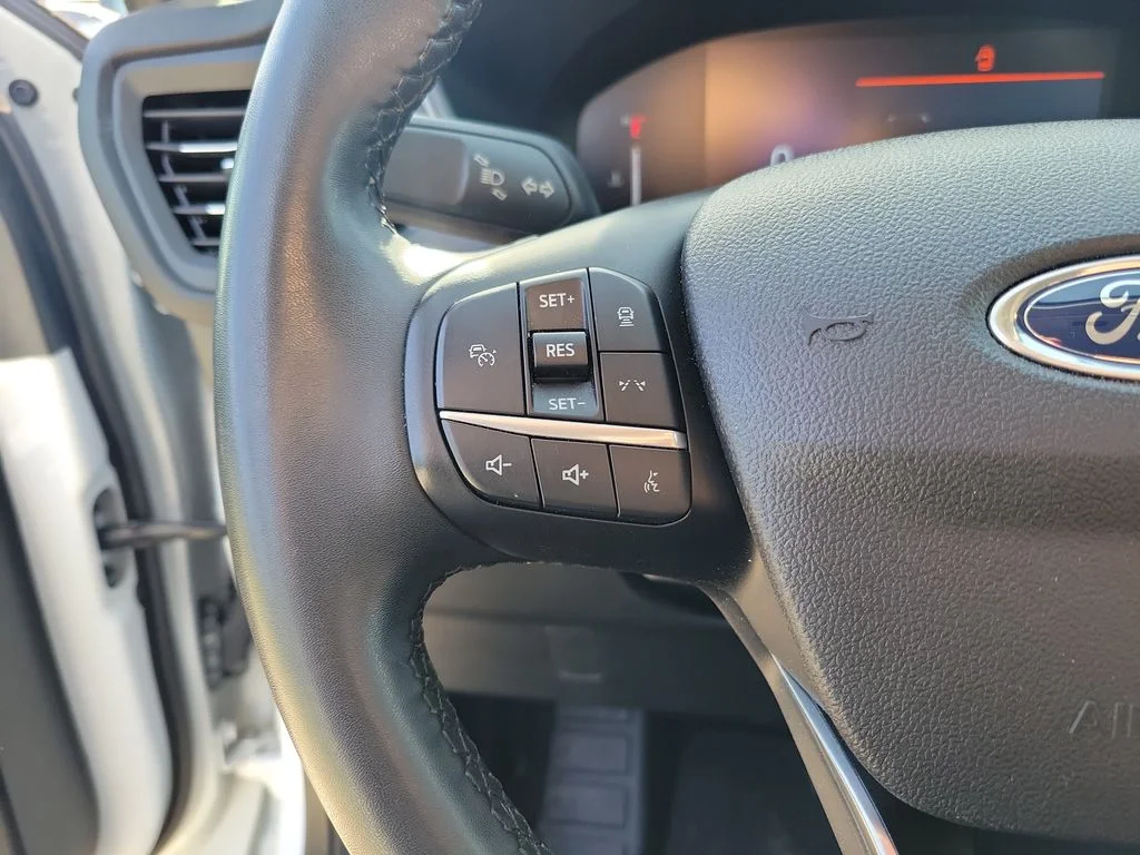 Used 2023 White Ford Active image 18