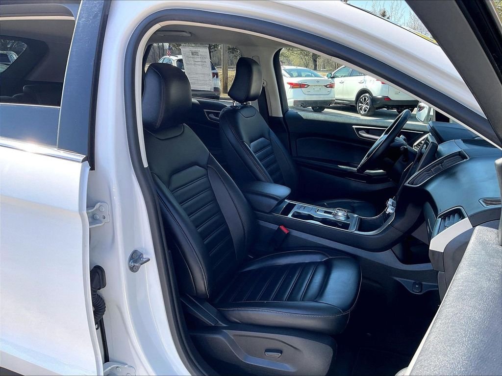 Used 2024 White Ford SEL image 11