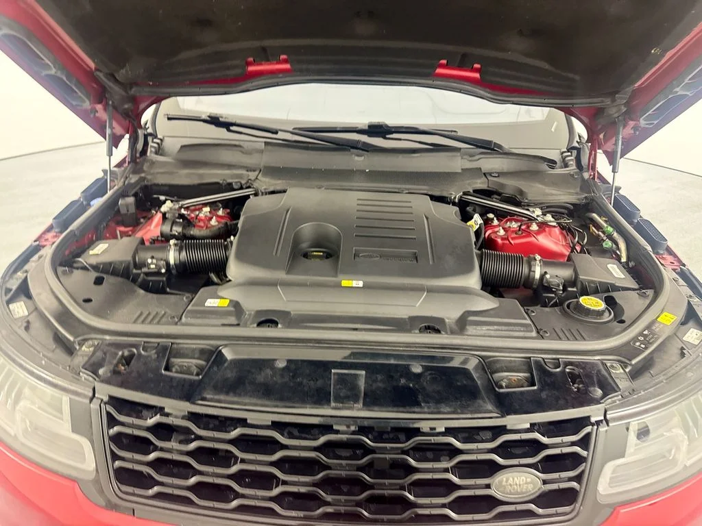Used 2021 Red Land Rover HSE Silver Edition image 30