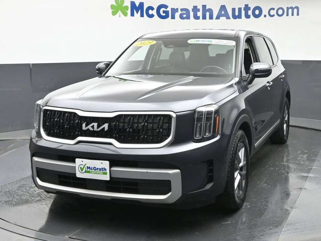 Certified Used 2023 Gray Kia LX image 23