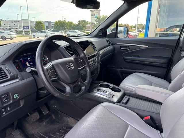 Used 2019 Green Honda EX-L image 11
