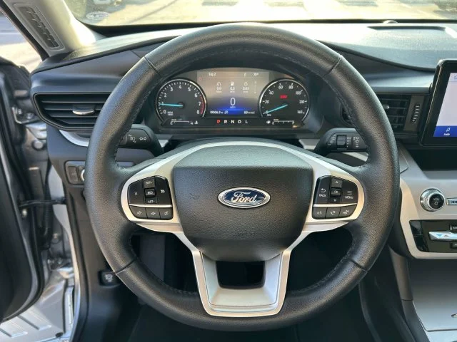 Certified Used 2023 Silver Ford XLT image 19
