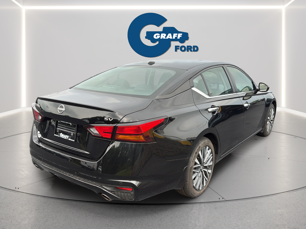 Used 2024 Black Nissan 2.5 SV image 7