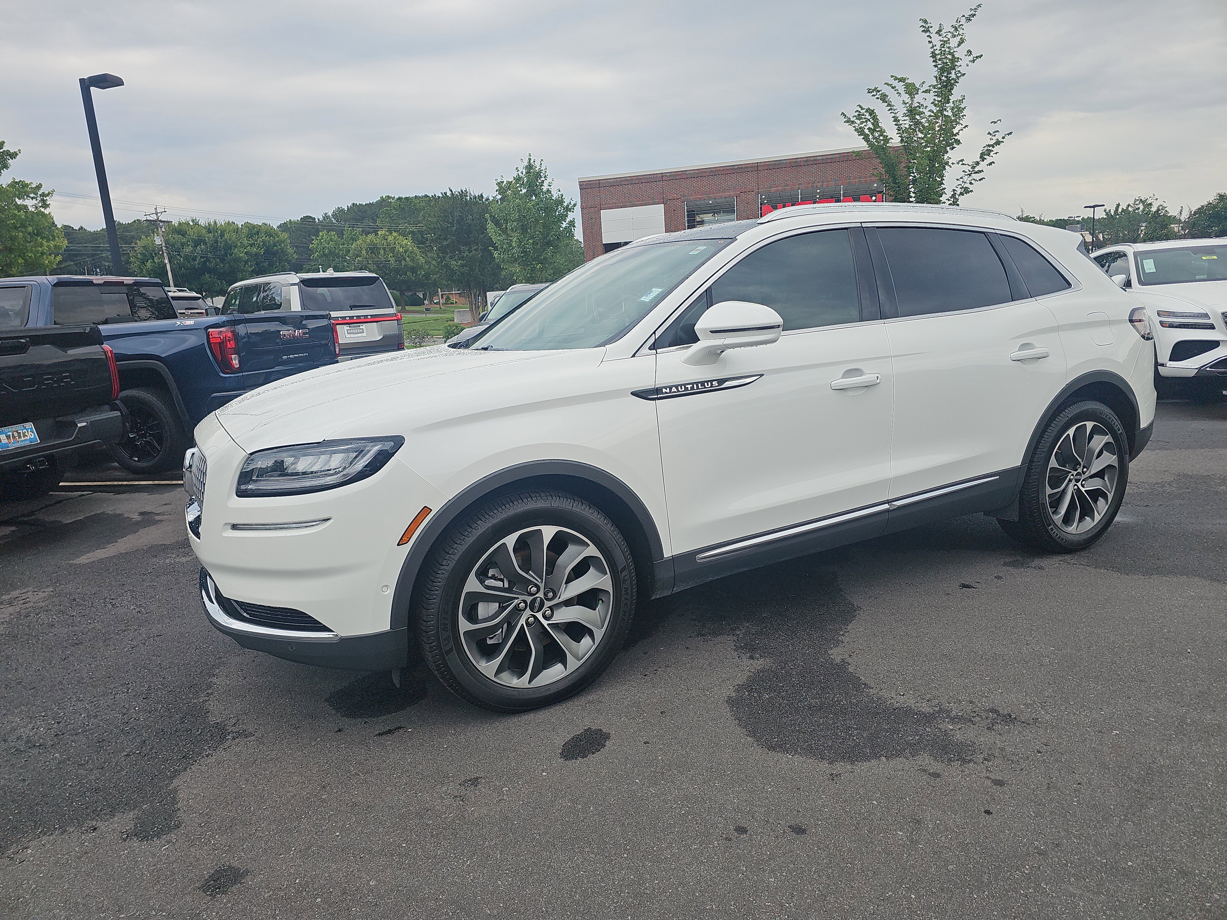 2022 Lincoln Nautilus Reserve FWD's photo