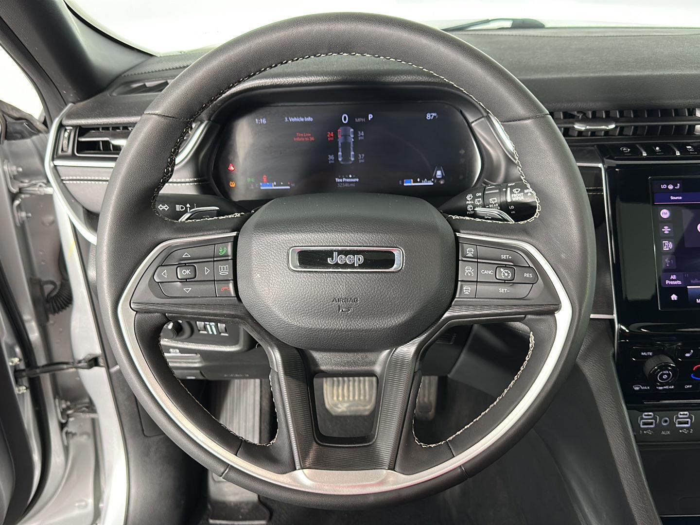 Used 2025 Silver Zynith Jeep Altitude X image 22