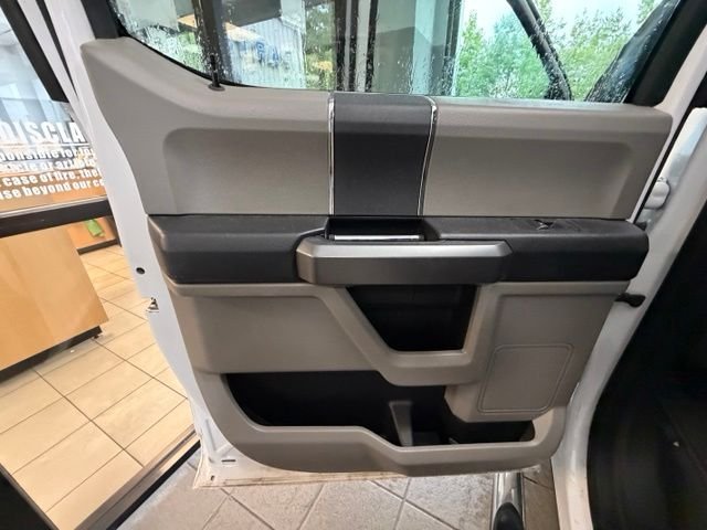 Used 2020 White Ford XLT image 16