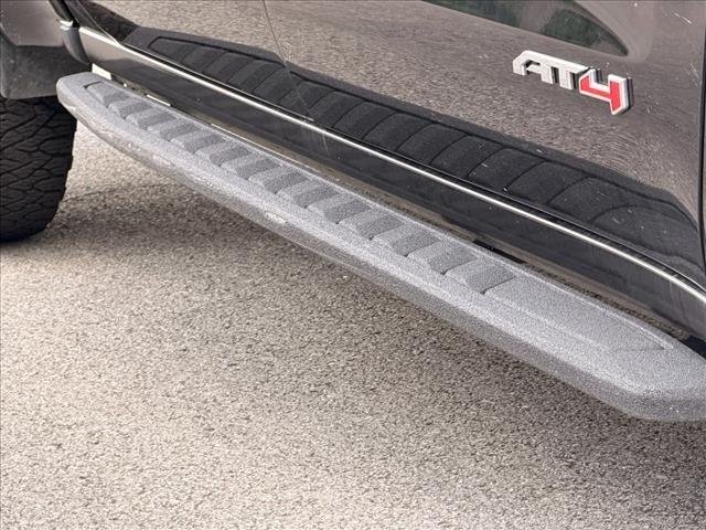 Used 2026 Onyx Black GMC AT4 image 3