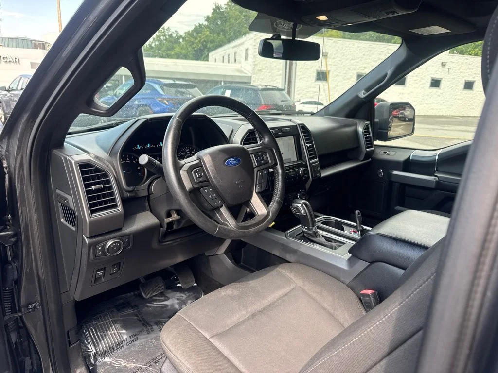 Certified Used 2018 Gray Ford XLT image 20
