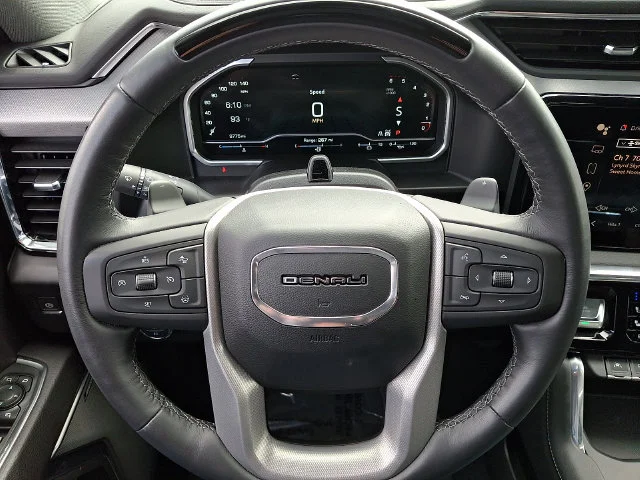 Used 2023 Silver GMC Denali image 19