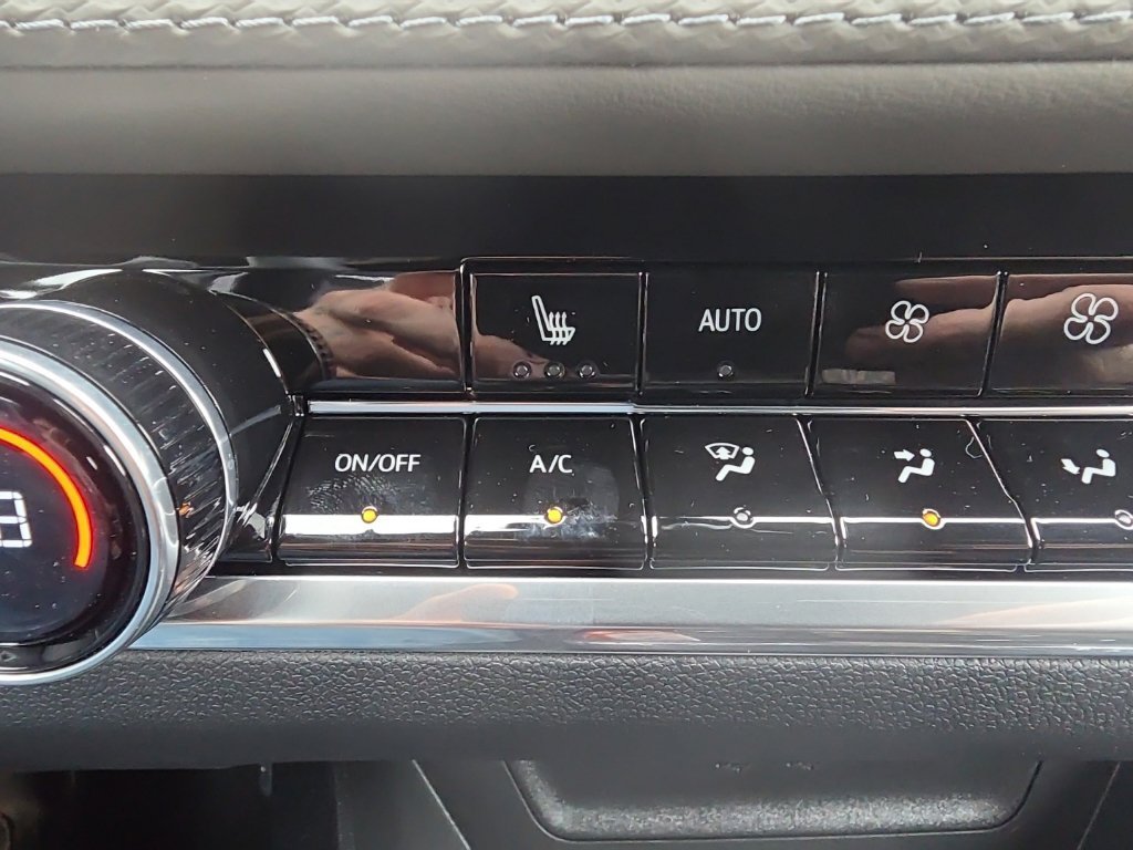 2027 Chevrolet Equinox LT - Photo 5