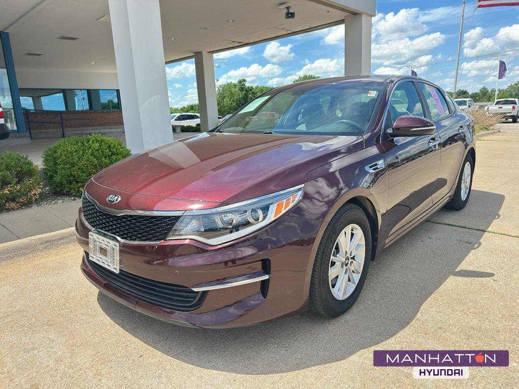 2016 Kia Optima LX AT's photo