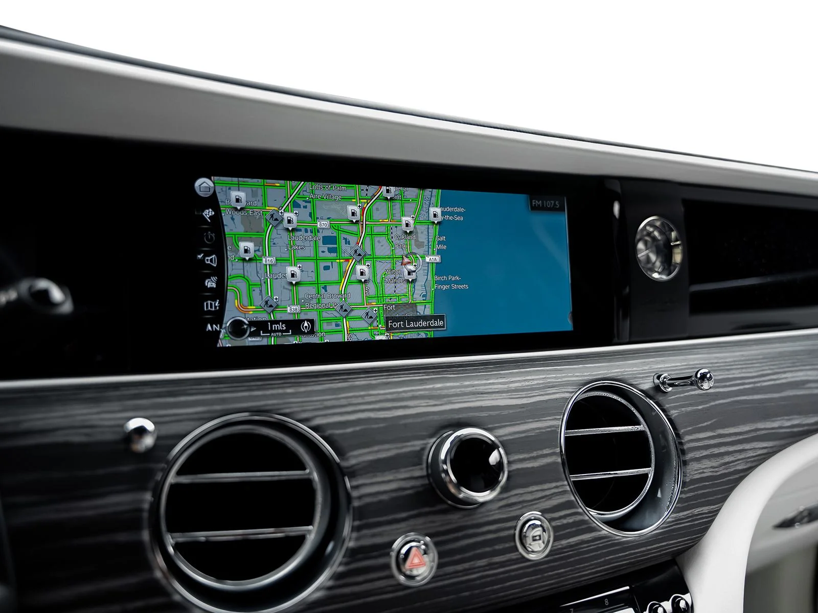 Used 2022 White Rolls-Royce Base image 46