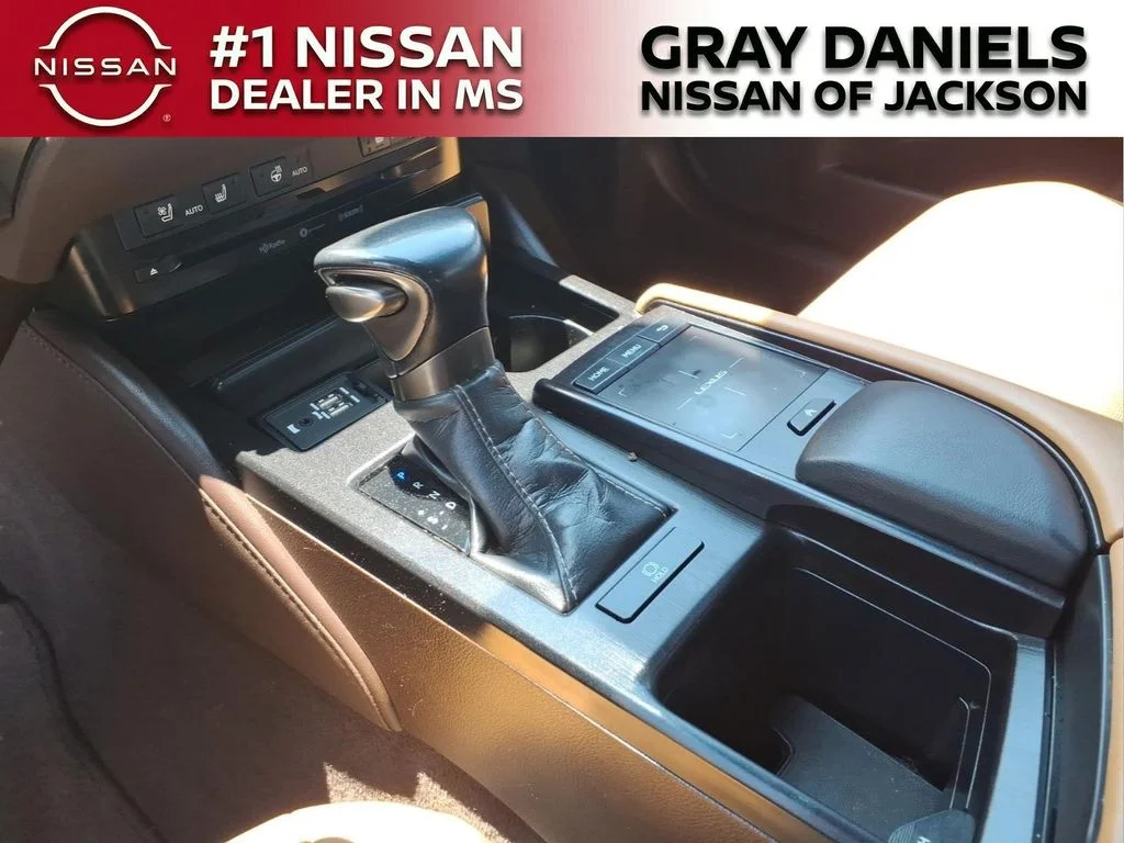 Used 2020 Red Lexus 350 image 19