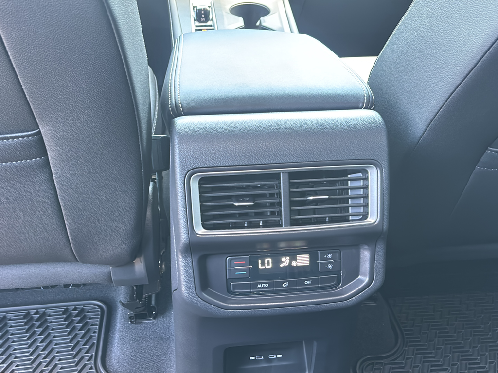 2026 Volkswagen Atlas SE - Photo 16
