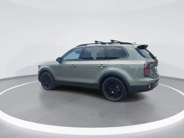 Used 2025 Green Kia SX-Prestige X-Line image 6