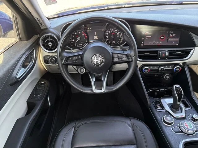 Used 2021 Blue Alfa Romeo Sprint image 12
