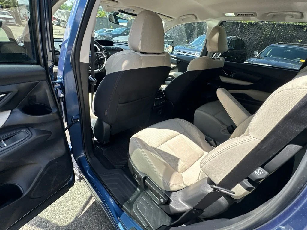 Used 2022 Blue Subaru Premium image 22
