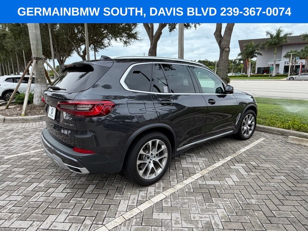 Used 2020 Dark Graphite BMW xDrive40i image 9
