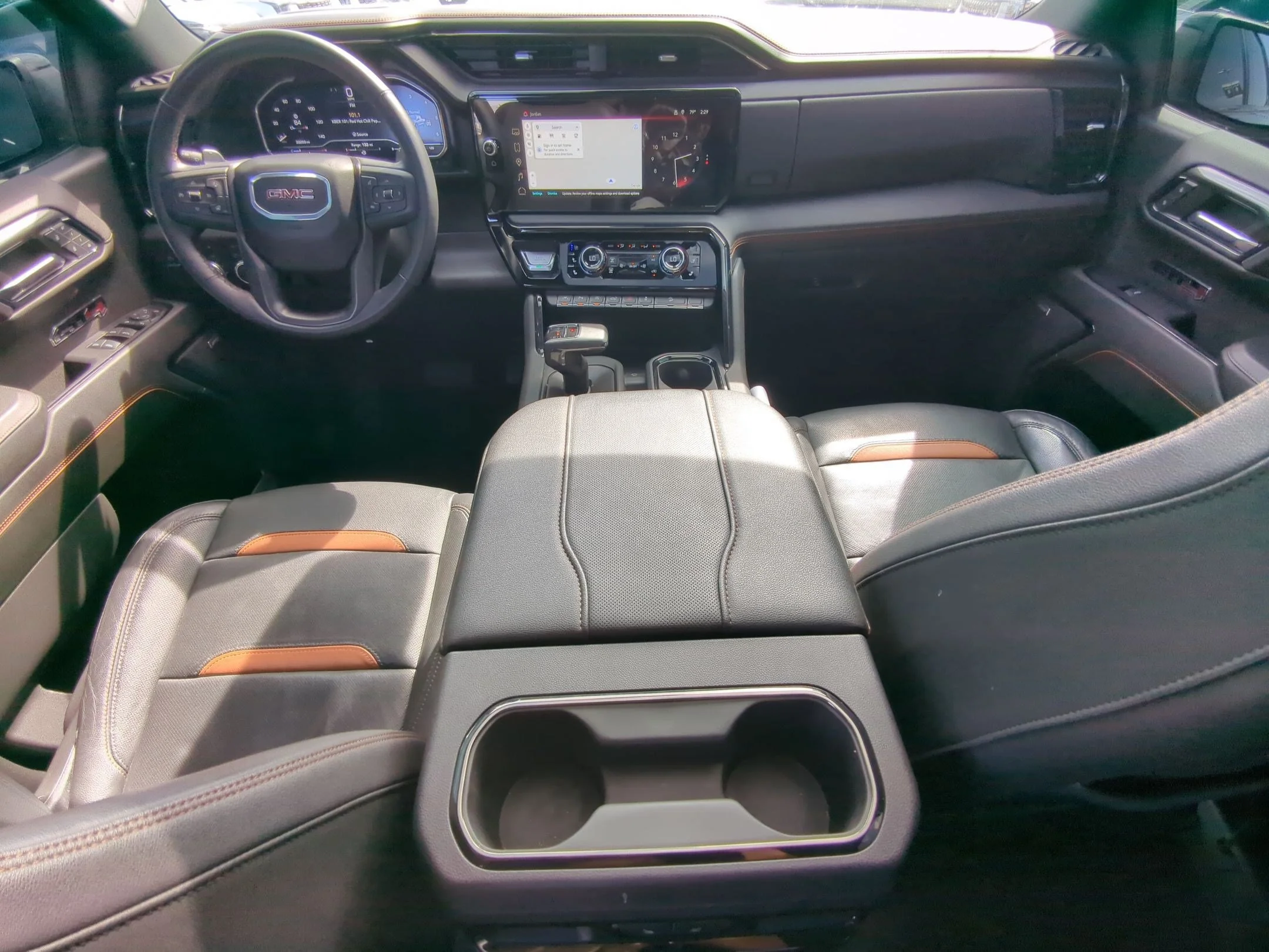 Used 2024 Sterling Metallic GMC AT4 image 28