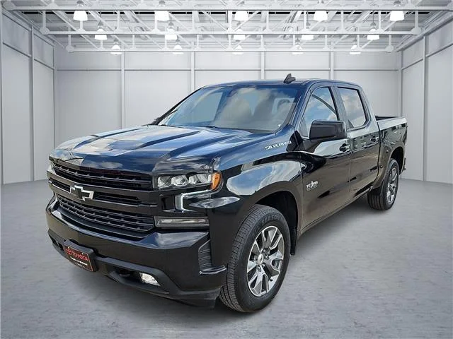 Used 2021 Black Chevrolet RST 4x2 Crew Cab 5.75 ft. box 147.4 in. WB image 1