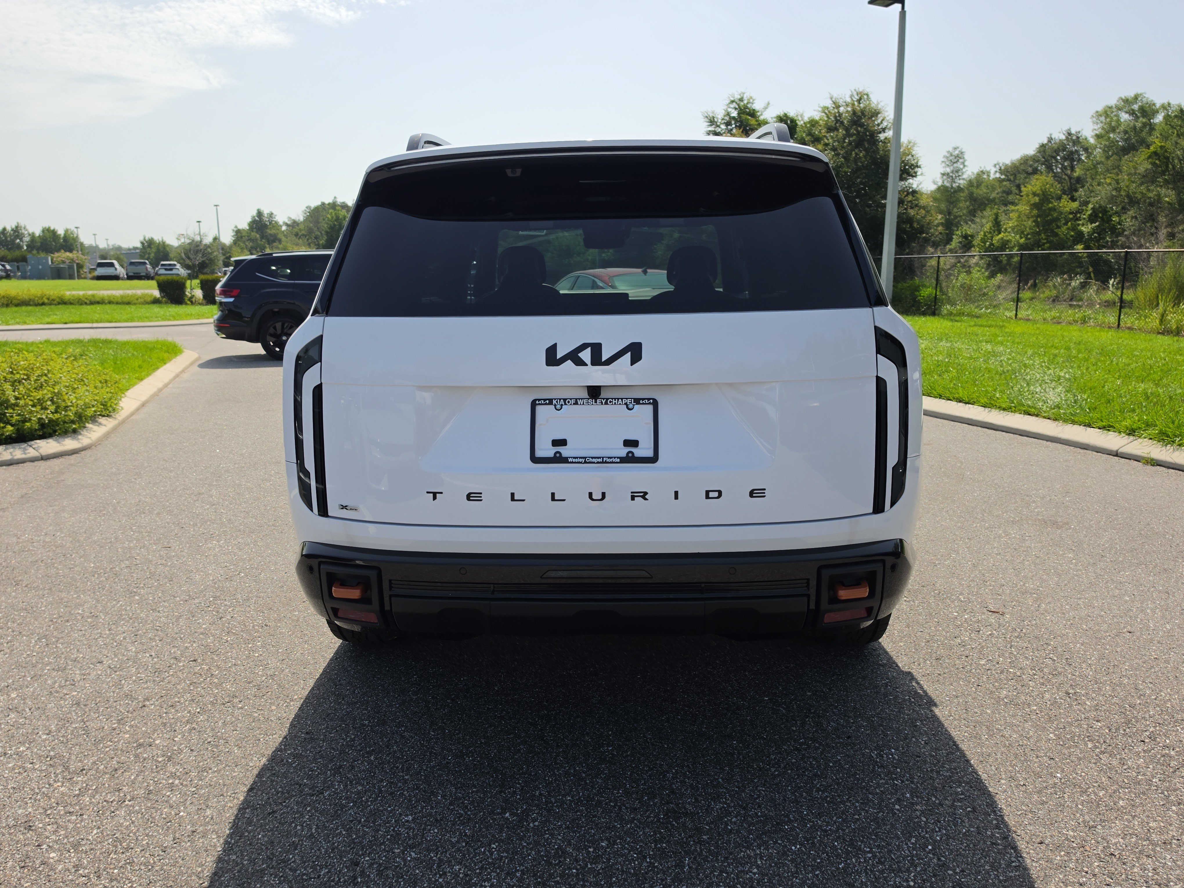 New 2027 Glacial White Kia X-Pro SX Prestige image 7
