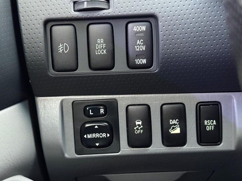 Used 2015 Silver Sky Metallic Toyota Base image 29