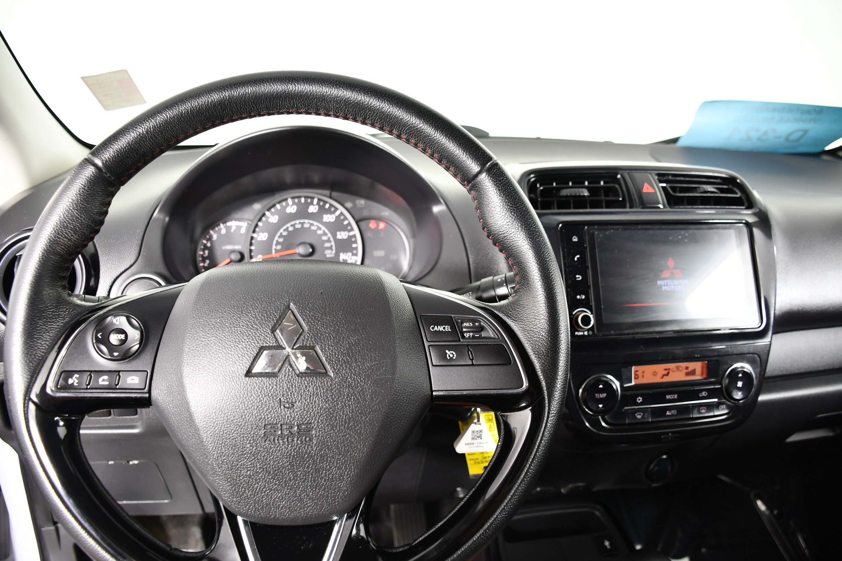 Used 2022 White Mitsubishi Black Edition image 16