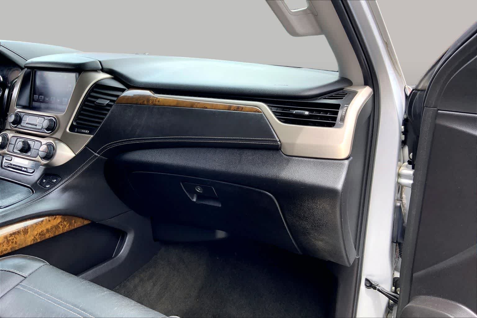 Used 2016 Quicksilver Metallic GMC Denali image 18