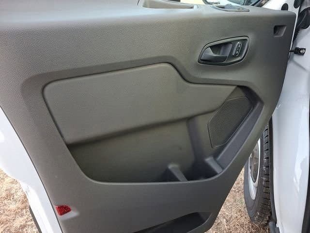 2025 Ford Transit Van Base - Photo 8