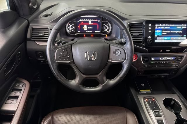 Used 2024 Platinum White Pearl Honda EX-L image 20