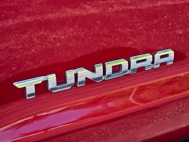 Used 2019 Red Toyota SR5 image 25