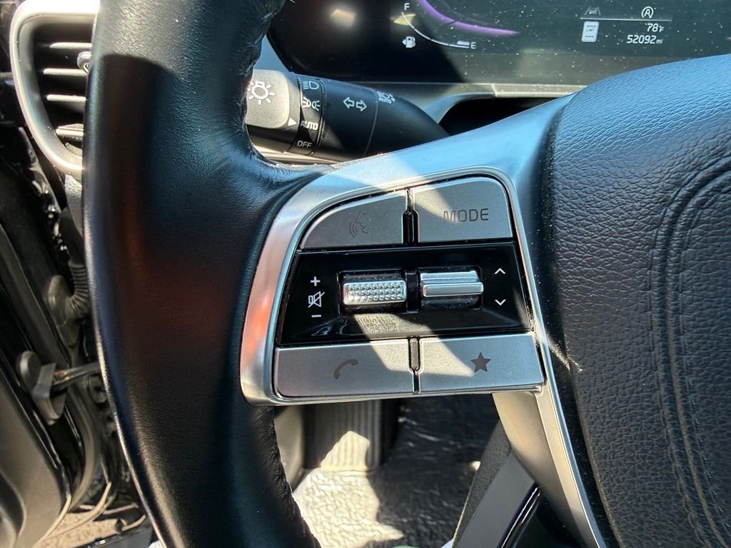 Used 2025 Ebony Black Kia S image 10