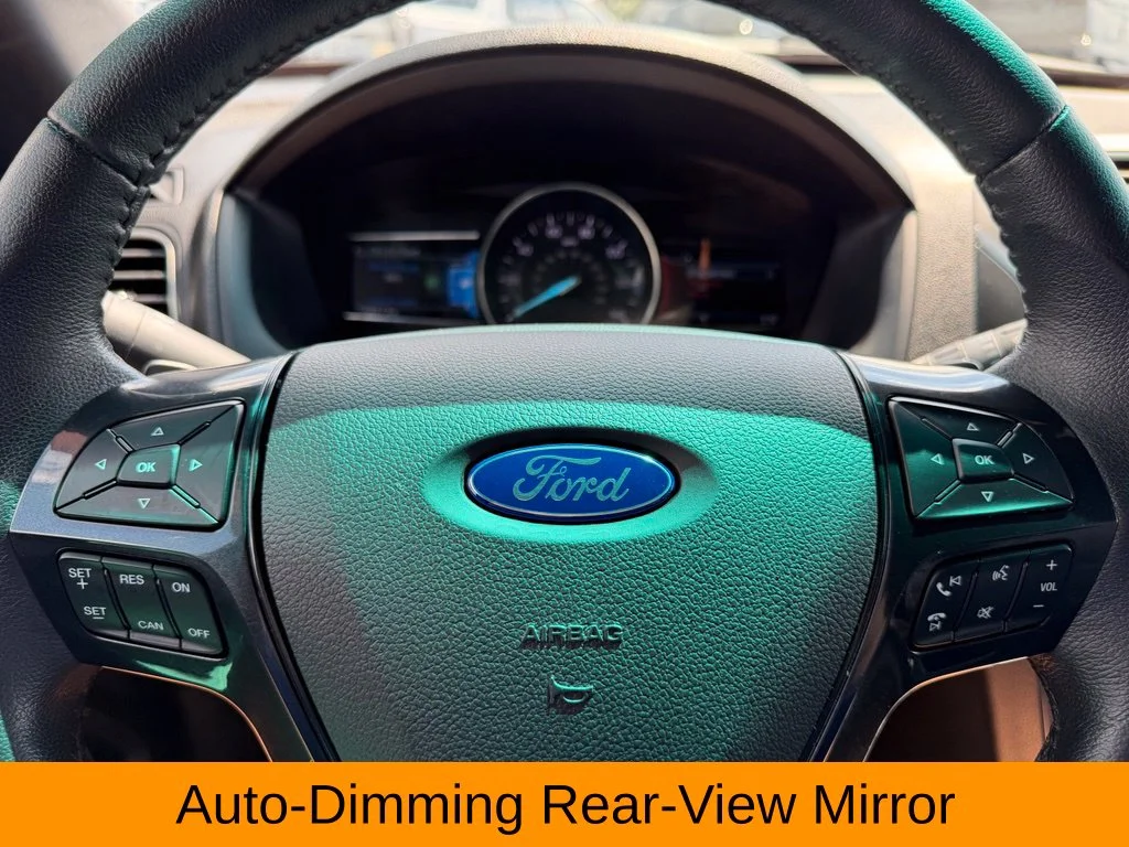 Used 2016 Black Ford XLT image 19
