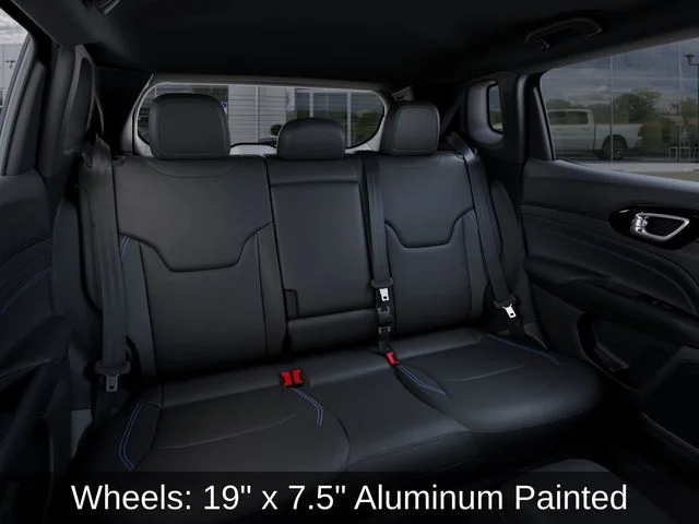 New 2026 Bright White Clear-Coat Exterior Paint Jeep Limited image 17