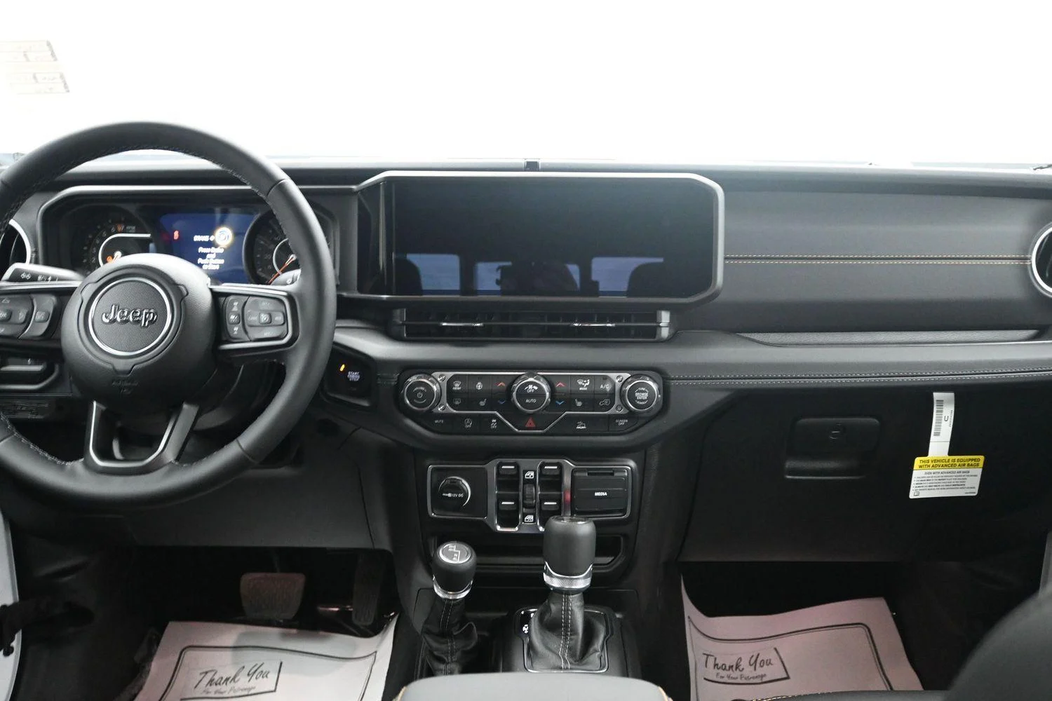 New 2026 Bright White Clear-Coat Exterior Paint Jeep Sahara image 14