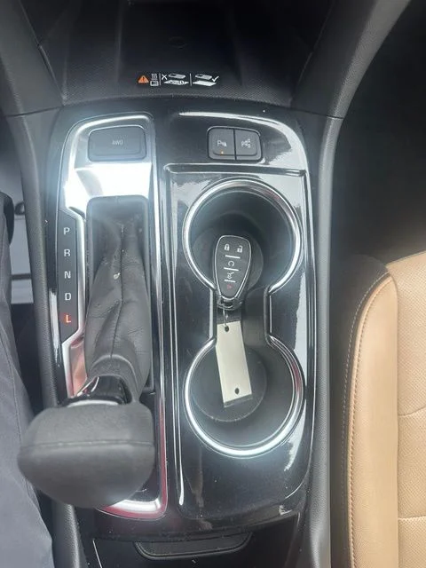 Used 2024 White Chevrolet Premier image 26